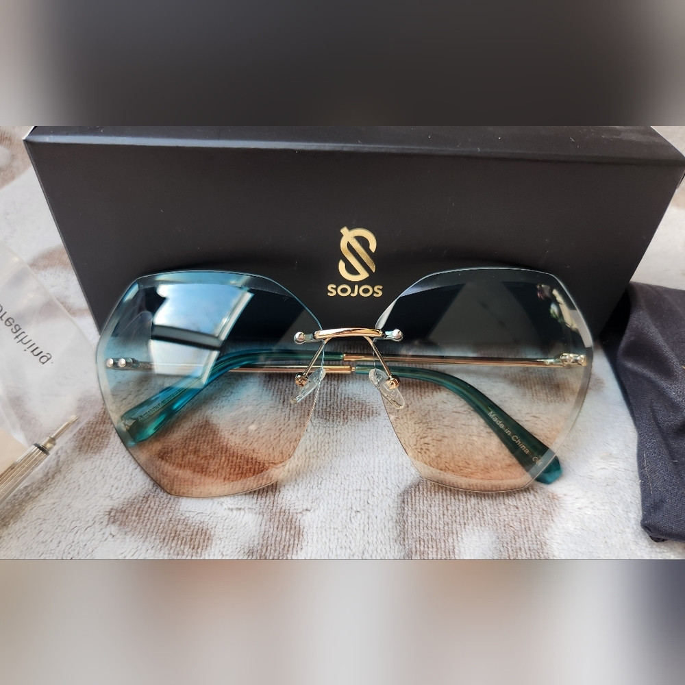 NEW Women's Oversized Rimless Diamond Cut Shape Sunglasses